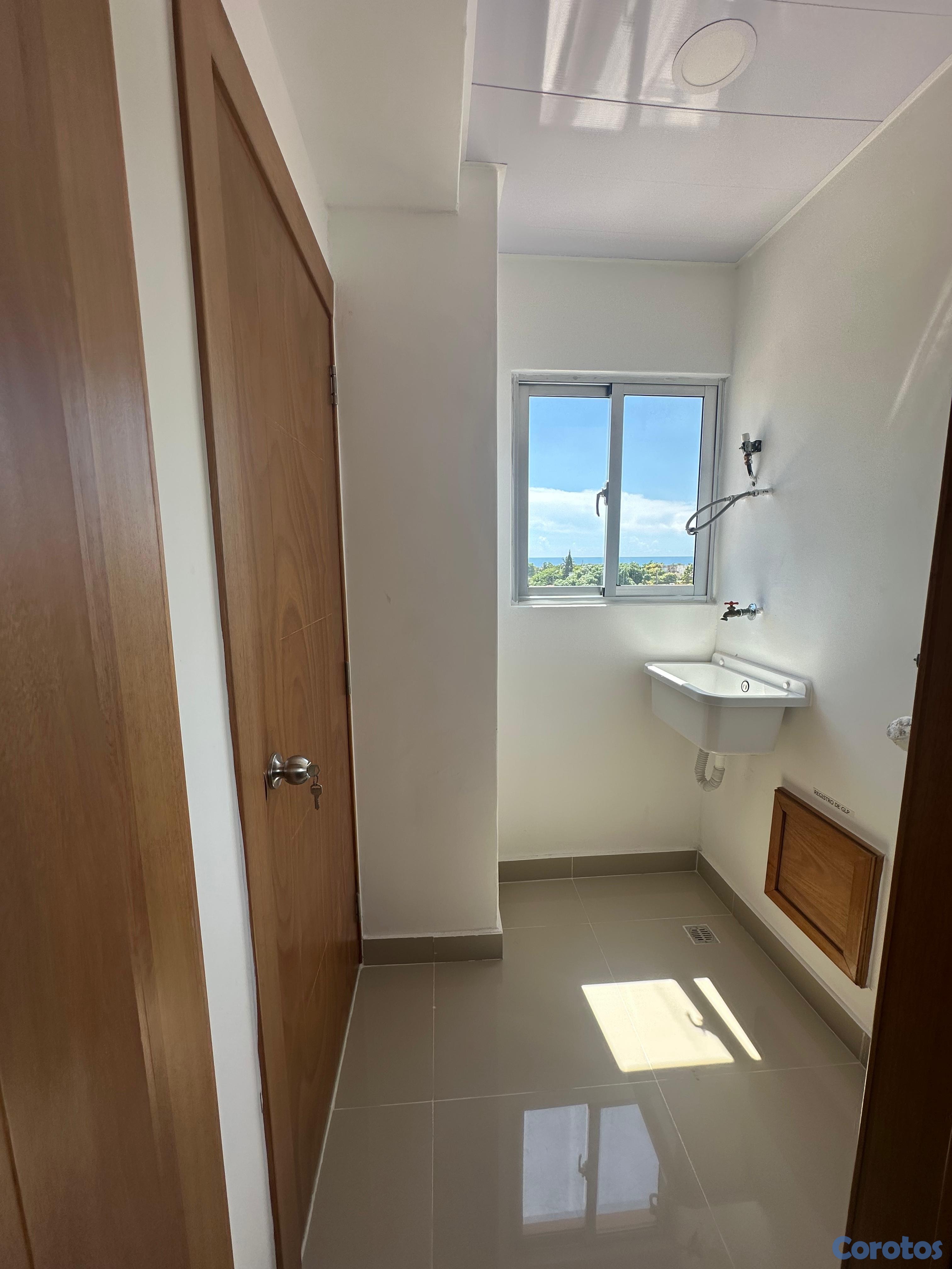 apartamentos - 🌟 Alquiler disponible en Urbanización Tropical 🌟 6