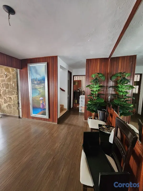 casas - Casa En Venta En Cayetano 9