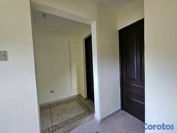 casas - Alquiler de Casa próximo a la churchil  3