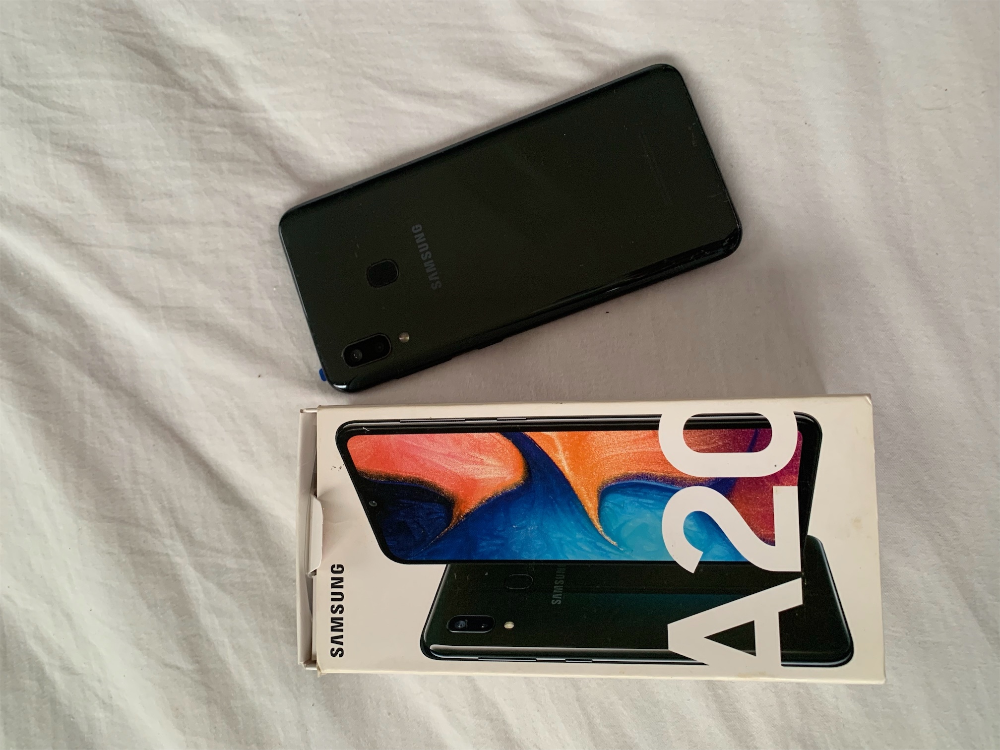 celulares y tabletas - Samsung Galaxy A20 2