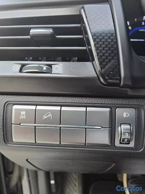 jeepetas y camionetas - KGM REXTON 2021 GRIS OSCURO DIESEL 18