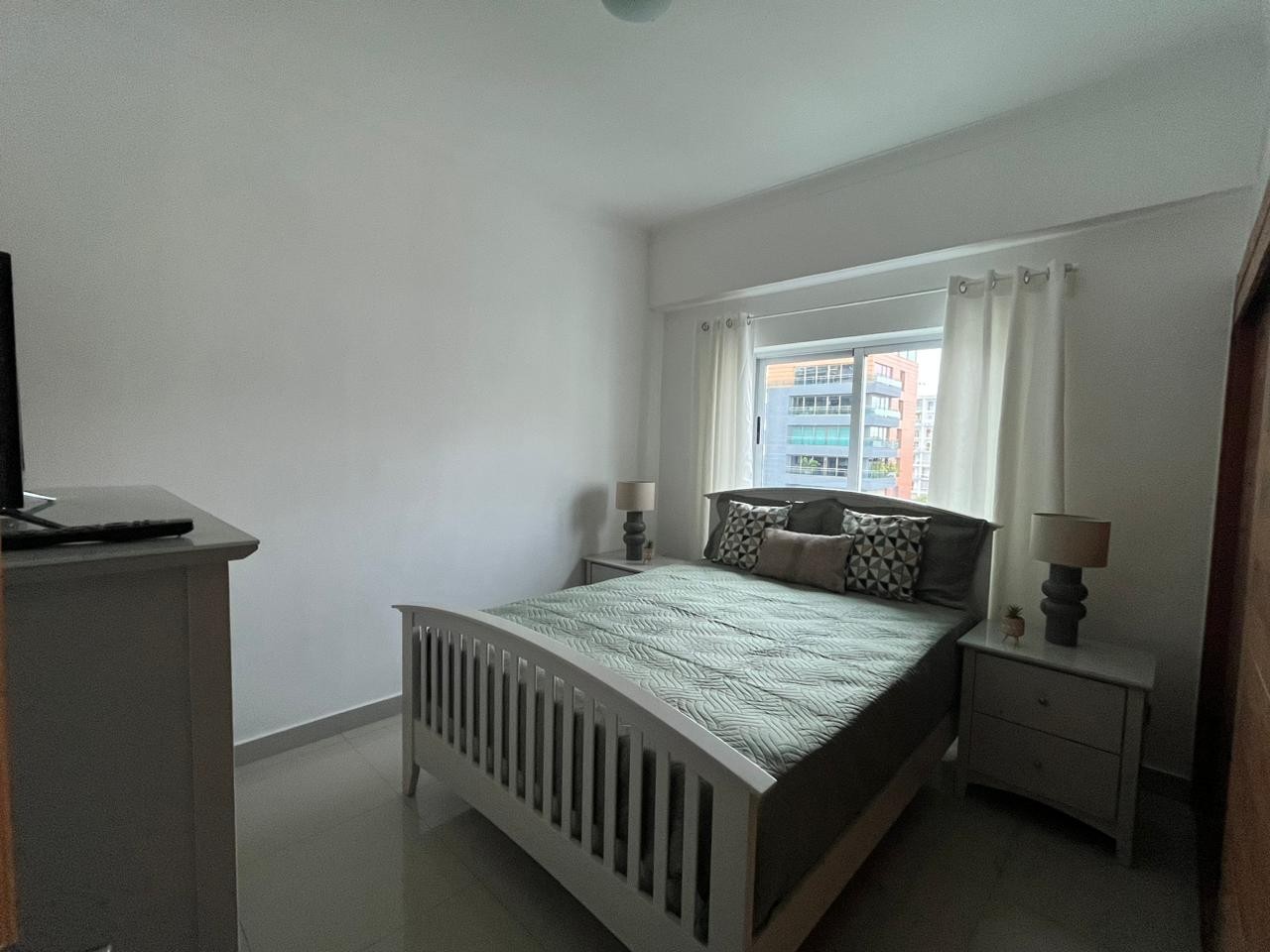 apartamentos - Sin Intermediarios En renta Aproximadamente 150 mts2. Sin cuarto del servicio. 7