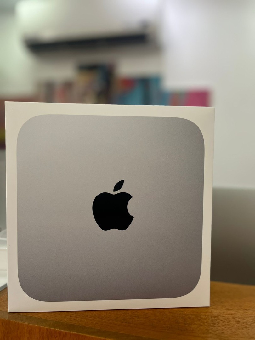 computadoras y laptops - Mac Mini Chip M2 256gb SSD/ 8gb RAM SELLADA 