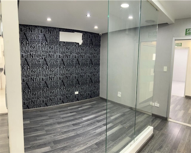 oficinas y locales comerciales - Local comercial en el Millon 6