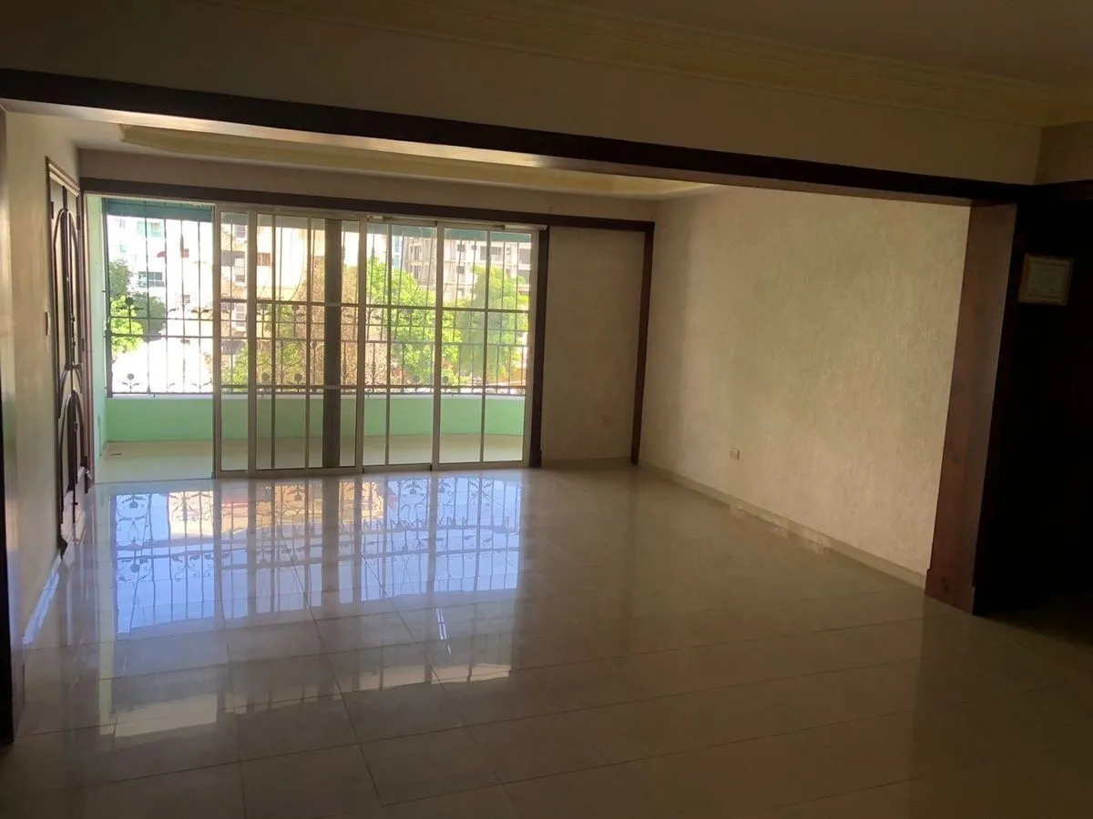 apartamentos - Alquilo Apartamento en Evaristo Morales, Santo Domingo Distrito Nacional  5