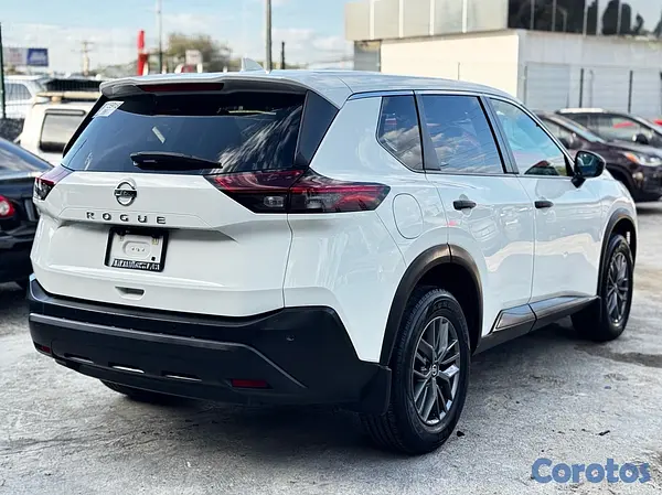 jeepetas y camionetas - Nissan Rogue 2021  5