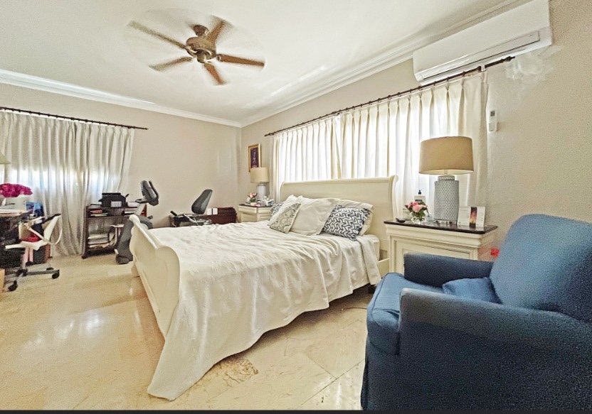 apartamentos - Venta de apartamento en naco Distrito Nacional Santo Domingo Piso 6 294mts 5