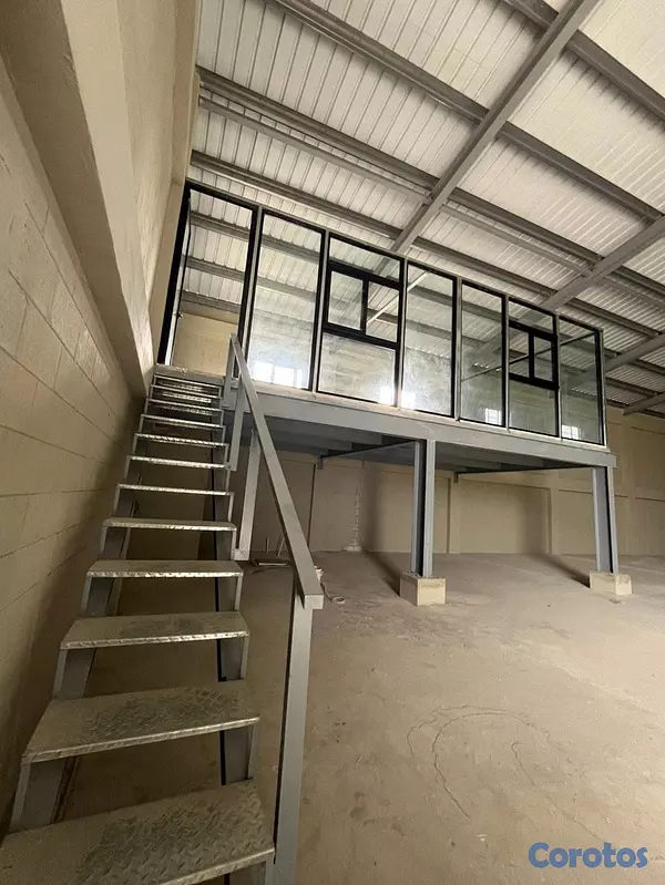 oficinas y locales comerciales - NAVE COMERCIAL 5