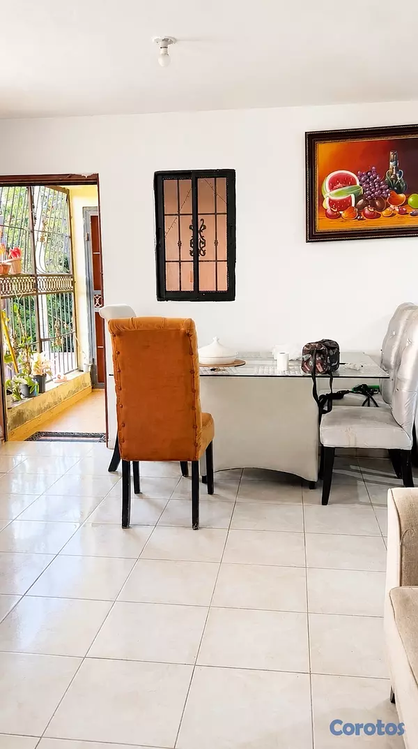 apartamentos - Venta de edificio de 5 apartamentos con solar de 406 metros  4