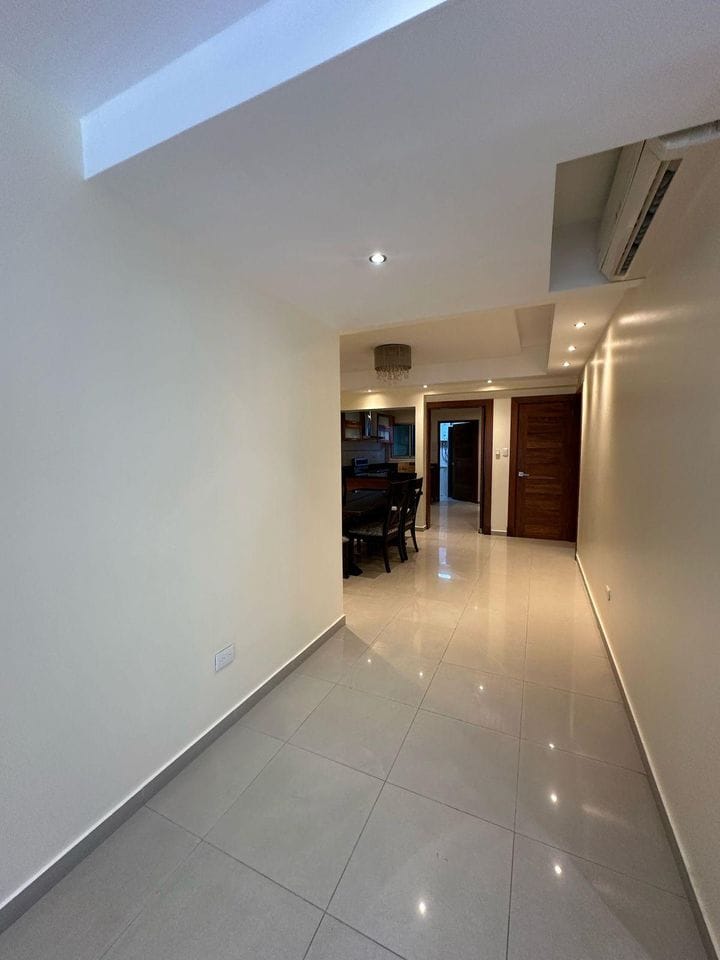 apartamentos - Apartamento en alquiler Piantini Prox a Blue Mall 1