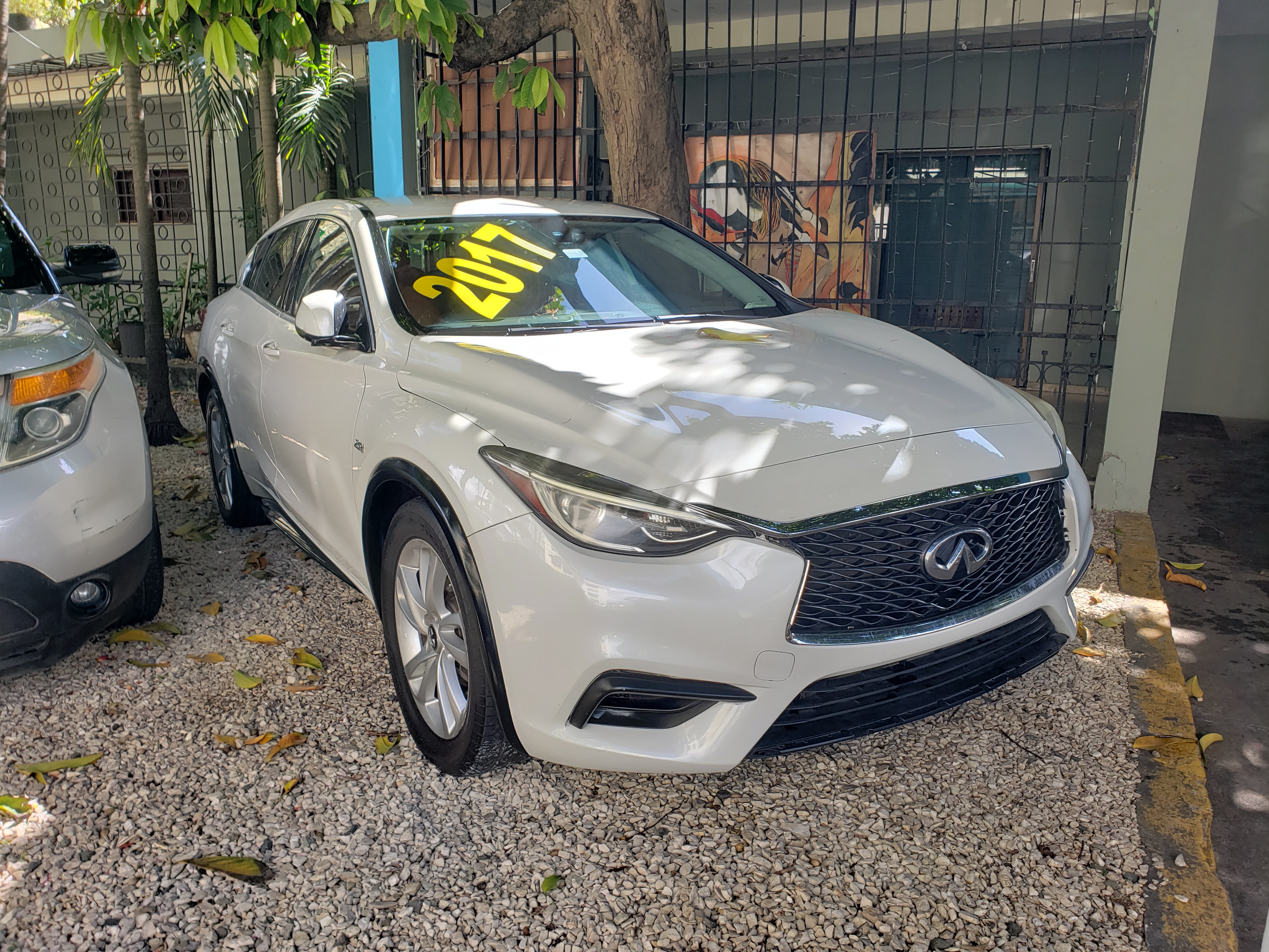 jeepetas y camionetas - INFINITI QX-30 2017 1