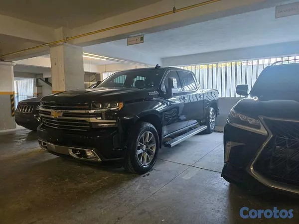 jeepetas y camionetas - chevolet silverado high country 2021 4