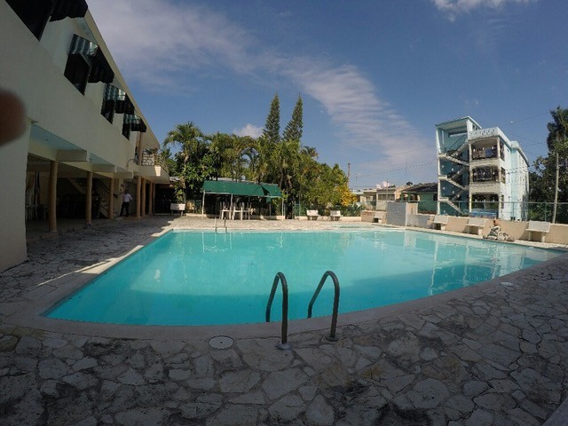 oficinas y locales comerciales - Alquilo  Casa club con piscina  en villa mella  8
