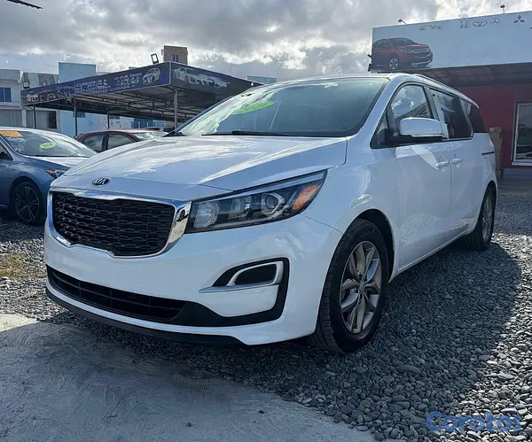 jeepetas y camionetas - Kia Sedona EX 2021
 3