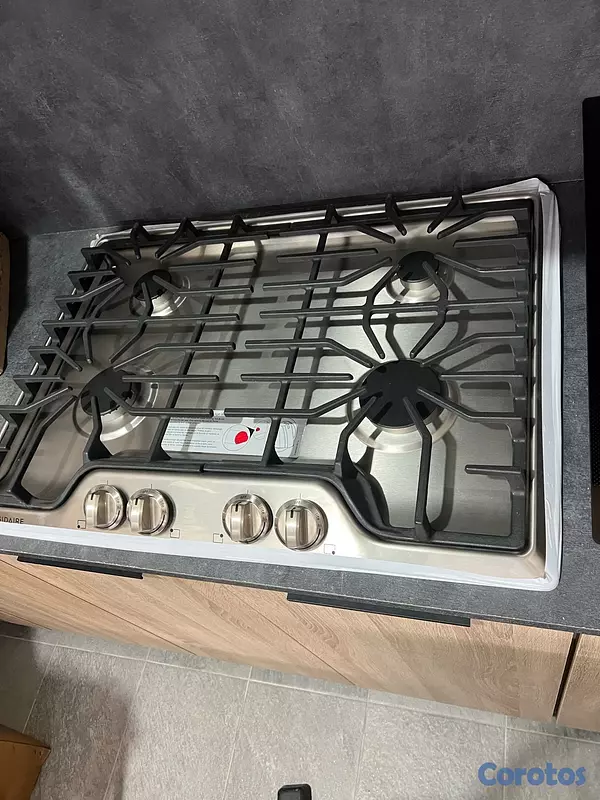 electrodomesticos - ESTUFA EMPOSTRADA FRIGIDAIRE A GAS 2