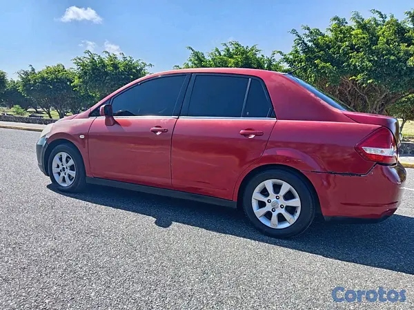 carros - Nissan tiida 2008 10