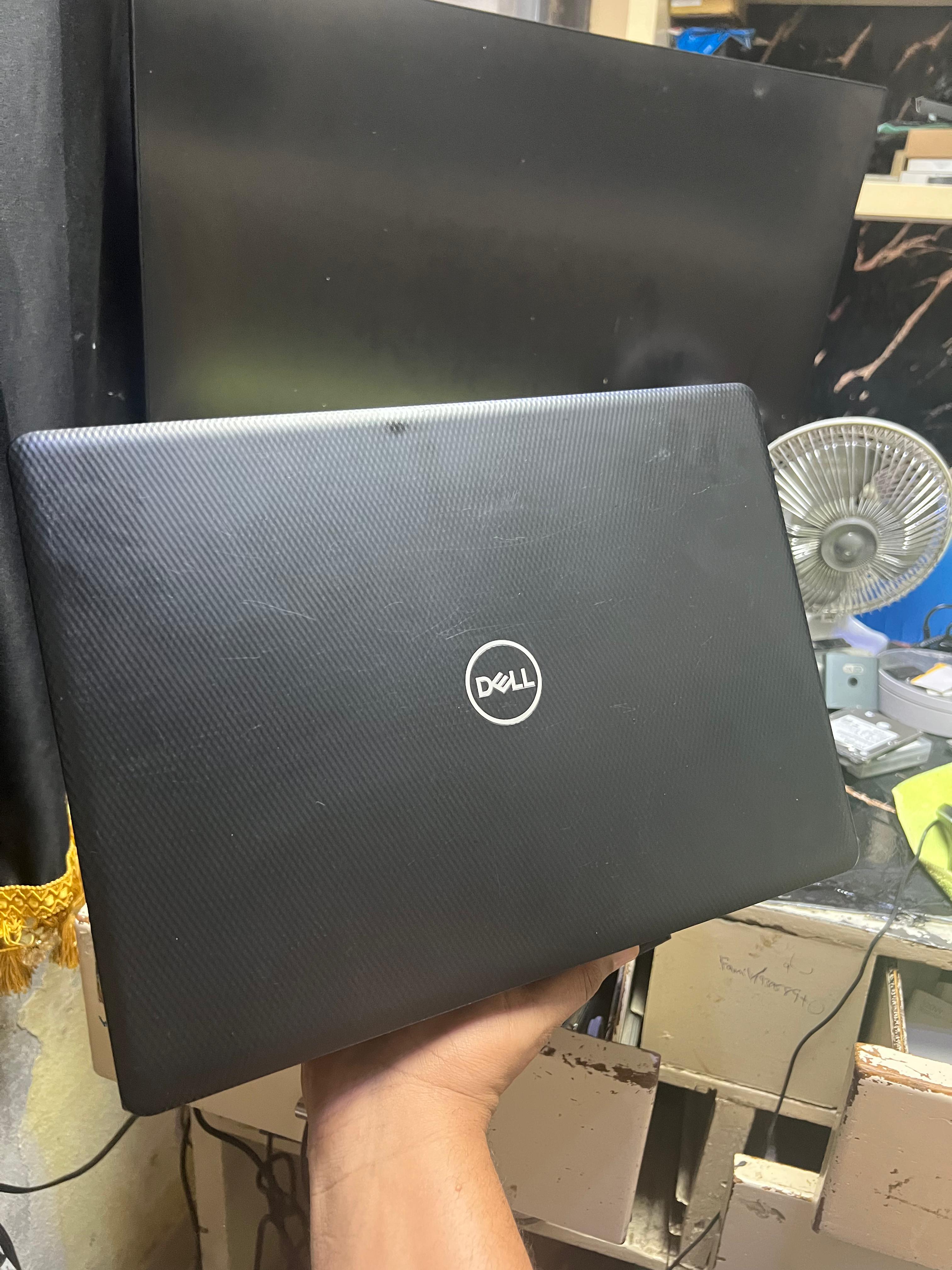 computadoras y laptops - Laptop Dell Inspiron 3493 i5-1035g7 @1.20Ghz 3,0 t 5
