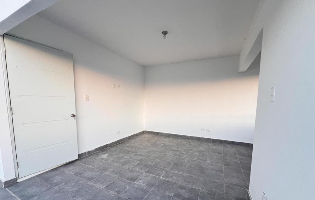 apartamentos - APARTAMENTO PRIMER NIVEL EN ALQUILER SANTIAGO  7