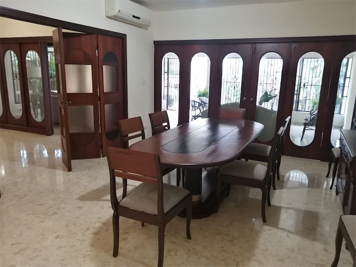 casas - Venta de casa en bella vista Distrito Nacional Santo Domingo 3