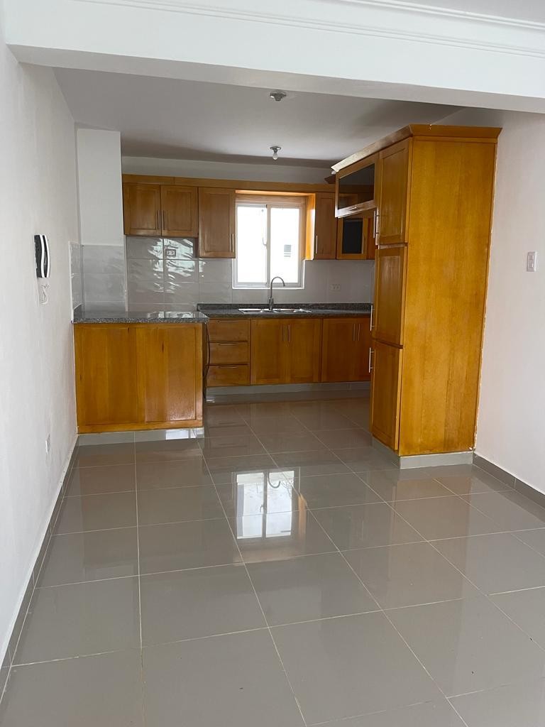apartamentos - Apartamento en cuarto piso, tipo penhouse con gazebo, Autopista San Isidro 1