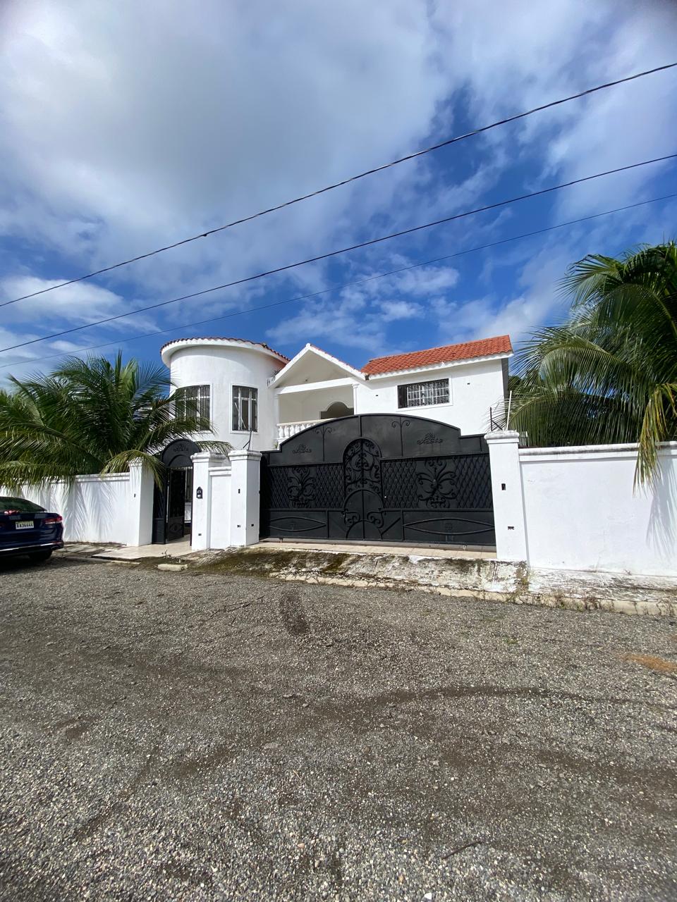 casas - CASA EN VENTA EN LA VEGA. 8
