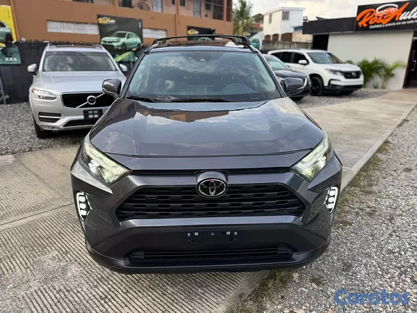 jeepetas y camionetas - Toyota Rav4 XLE 2022 2