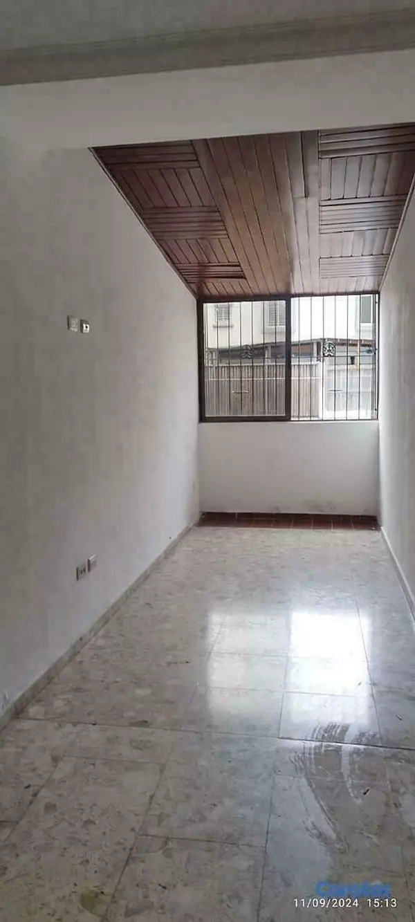 apartamentos - OPORTUNIDAD Se Alquila Amplio Departamento Mirador Sur 4