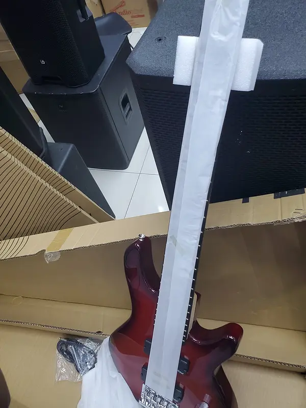 camaras y audio - Bajo Activo 5 Cuerdas
✅Marca Lenon 6