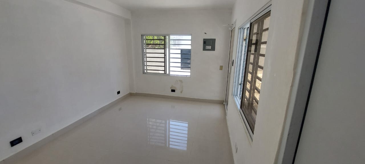 oficinas y locales comerciales - Alquiló local para oficina negocio dealer  5