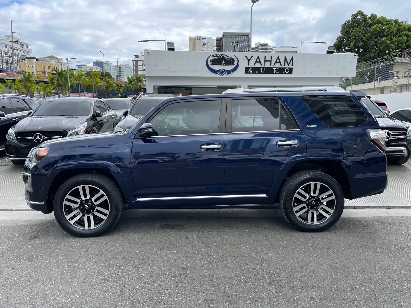 jeepetas y camionetas - Toyota 4Runner Limited 2017 2
