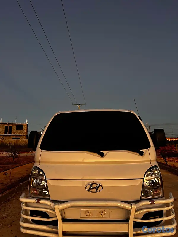 jeepetas y camionetas - Hyundai H100 2023 4