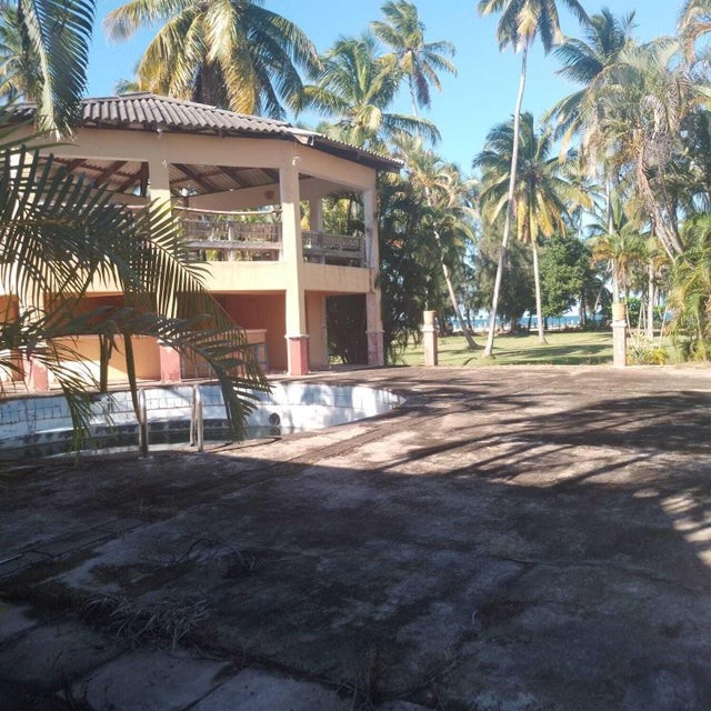 oficinas y locales comerciales - Hotel en venta #24-944 en atractiva lineal de playa, 102 habitaciones, amueblada 4