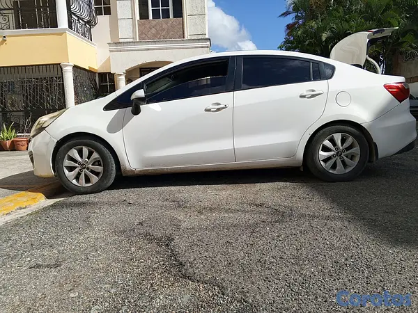 carros - KIA RIO 2016 nítido 10