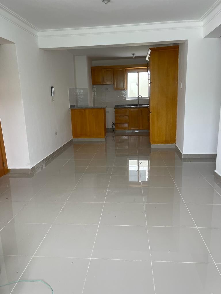 apartamentos - Apartamento en cuarto piso, tipo penhouse con gazebo, Autopista San Isidro 2