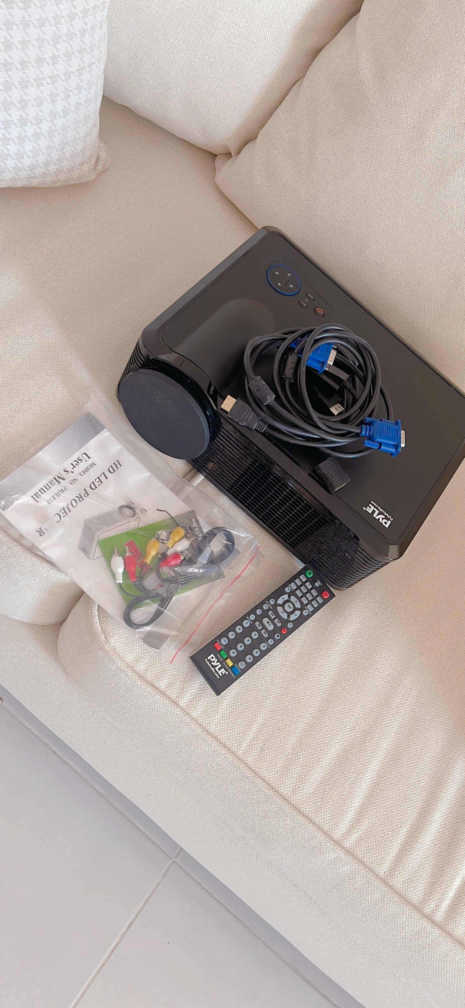 otros electronicos - Proyector LED Portátil Pyle PRJLE33 4