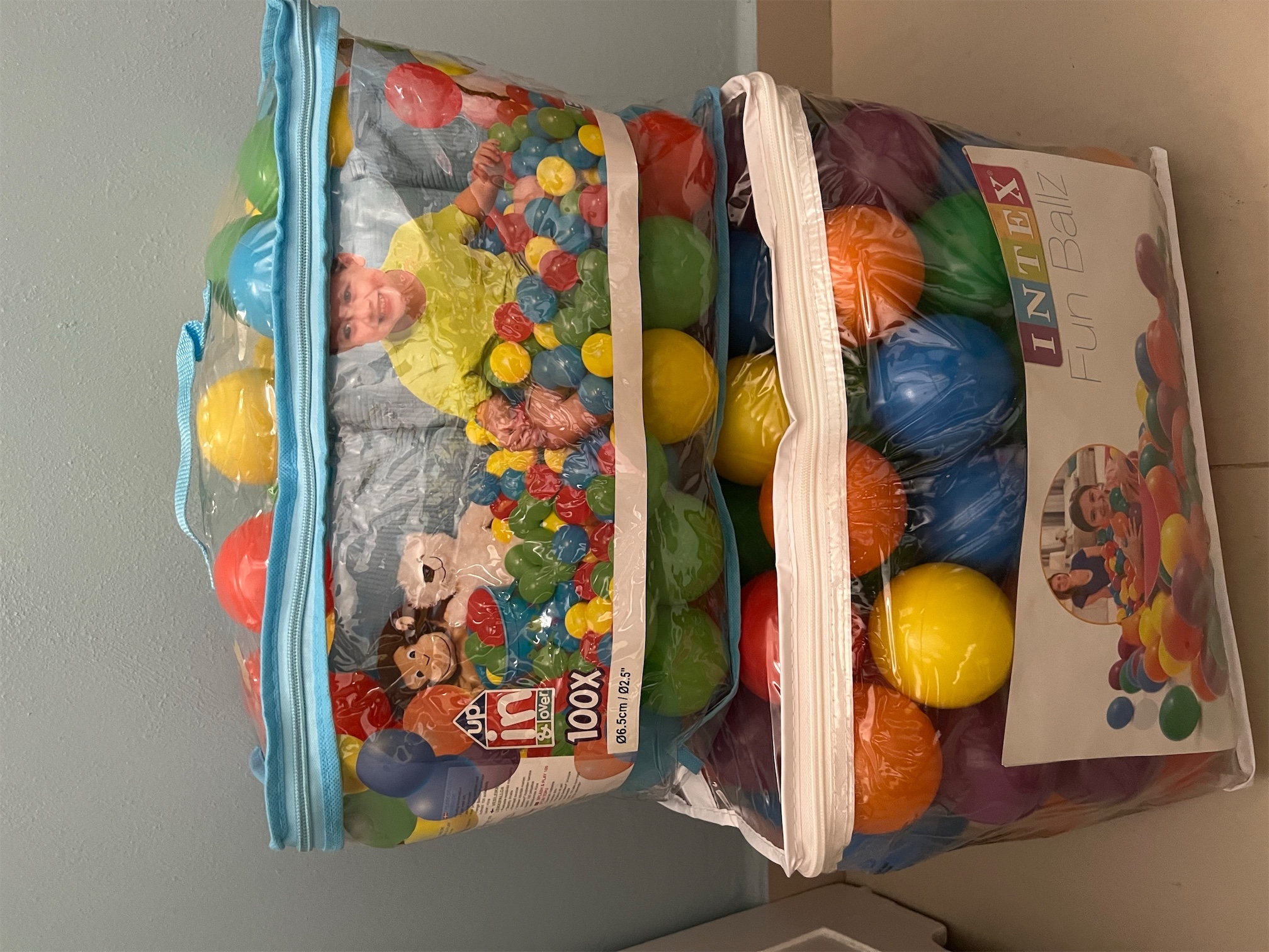 juguetes - Bolas plástico grandes y pequeñas