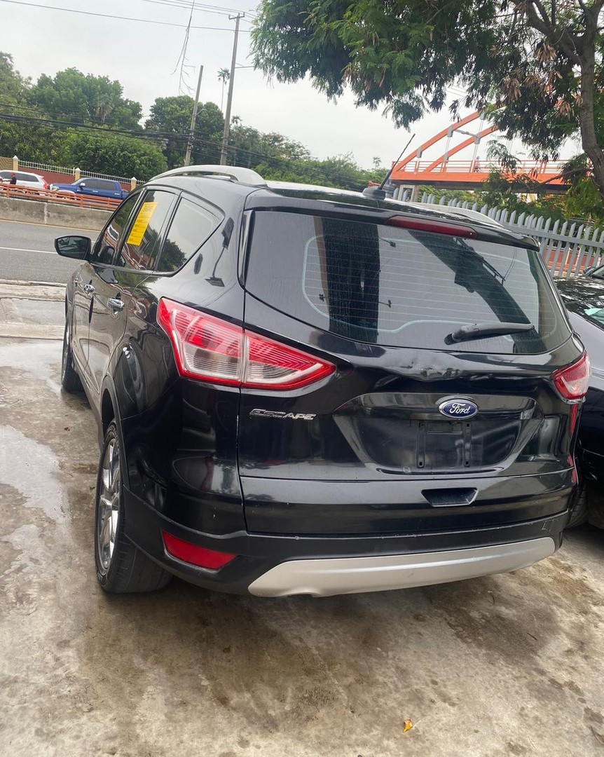 jeepetas y camionetas - FORD  ESCAPE SEL 2015 2