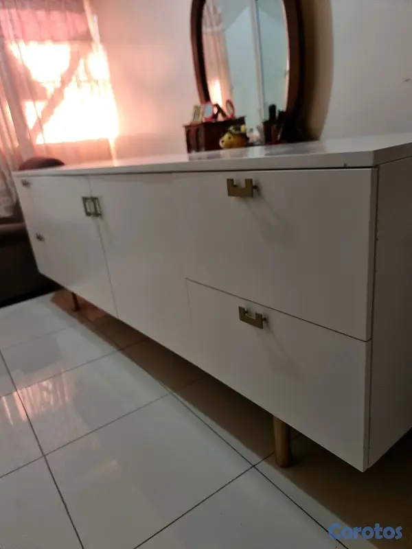 muebles y colchones - vendo credensa usada como nueva  4