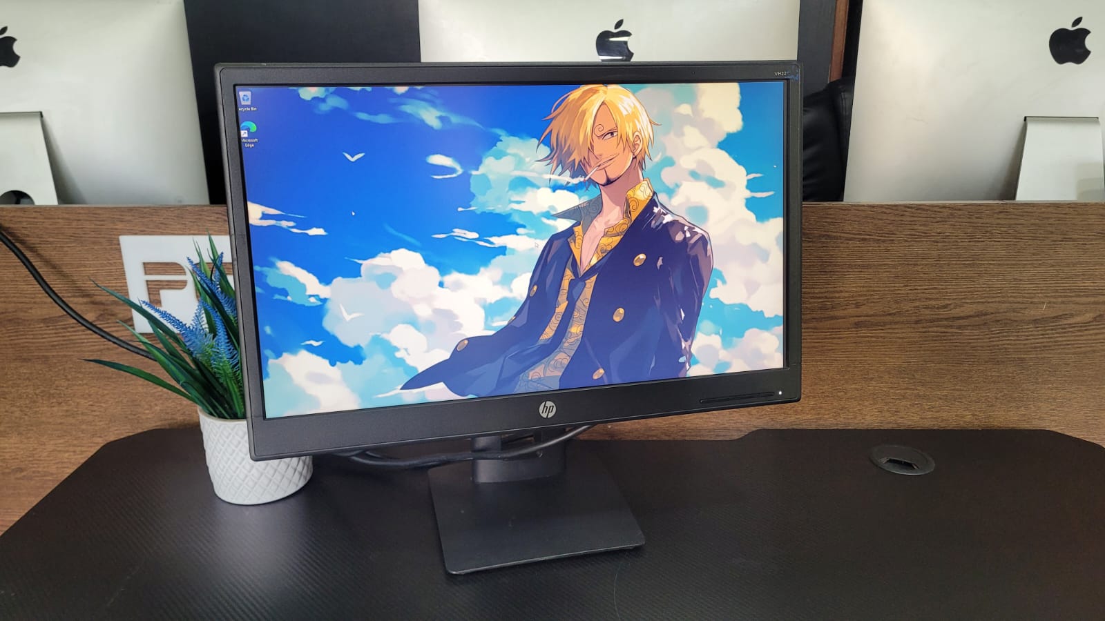 computadoras y laptops - Monitor HP VH22 22 Plg 60hz vga, Display port, DVI 1