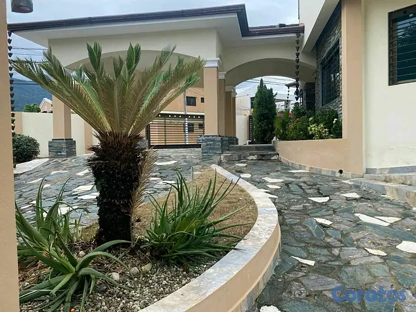 casas - casa amplia en residencial de puerto plata  3