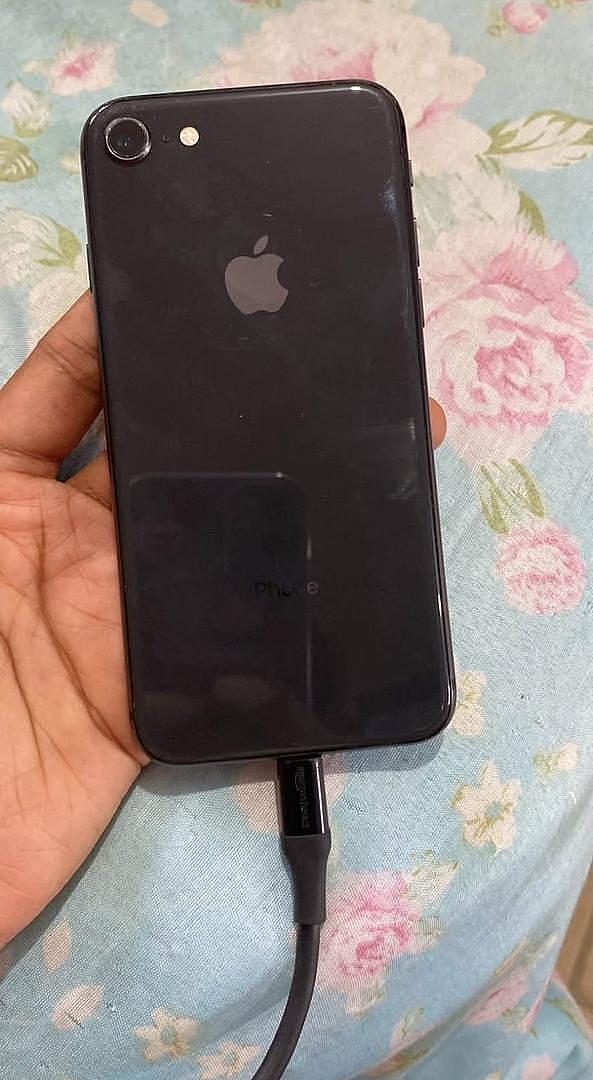 celulares y tabletas - iphone 8  1
