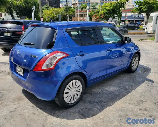 carros - Suzuki Swift 2014 4