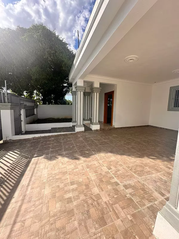 casas - Vivienda con Patio en Las Antillas  6