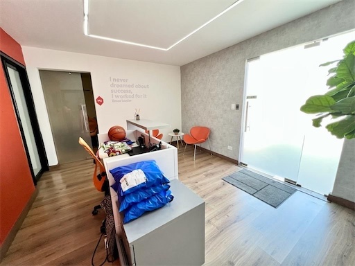 oficinas y locales comerciales - Local corporativo Prados 5