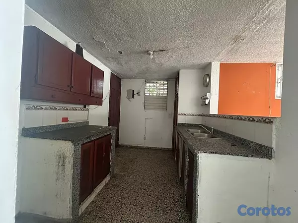 solares y terrenos - vendo casa solar Miramar avenida independencia  6