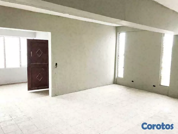 oficinas y locales comerciales - Local en alquiler en Gazcue, avenida Independencia 5