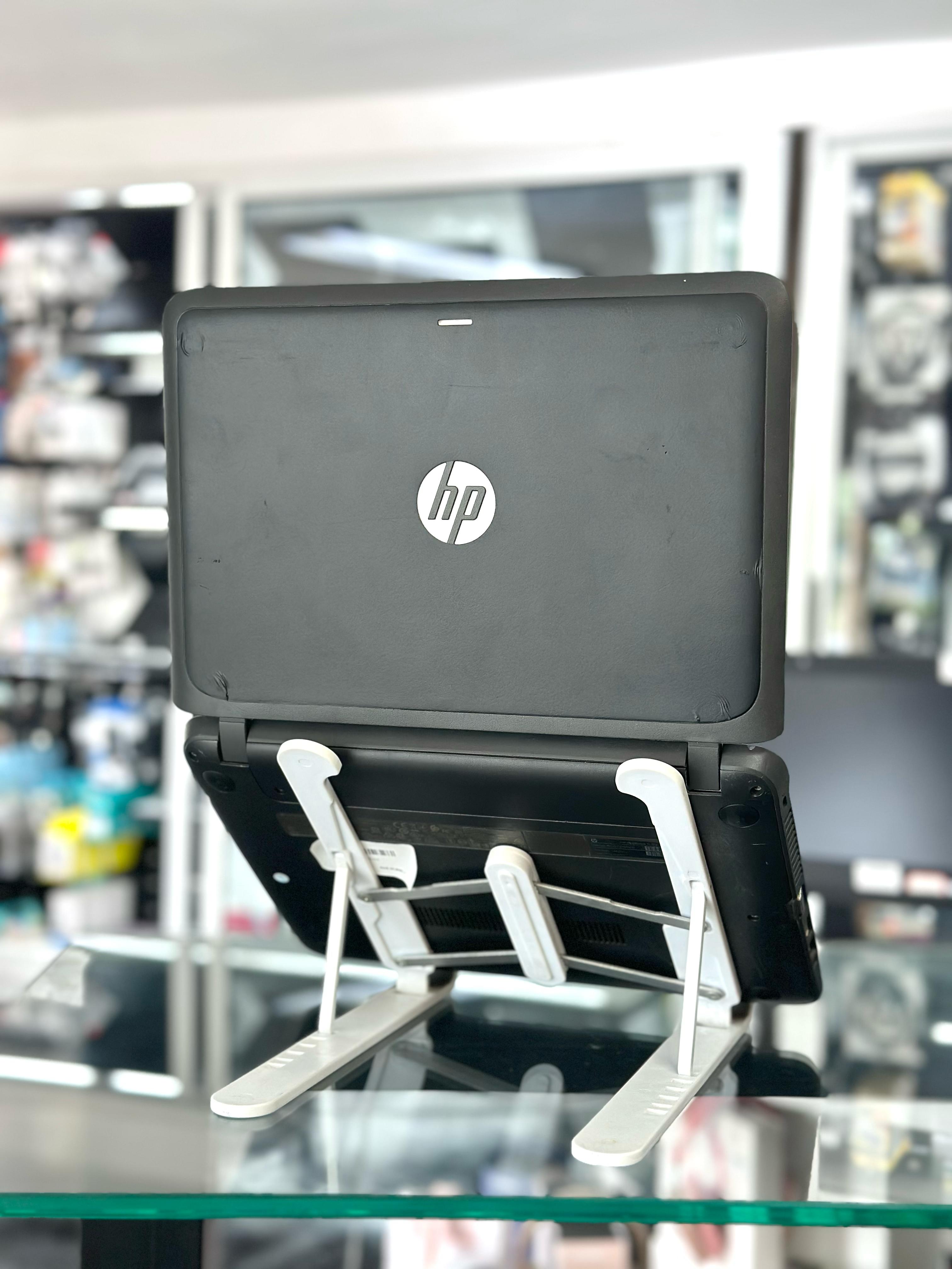 computadoras y laptops - Laptop HP Touch 6ta Gen.  2
