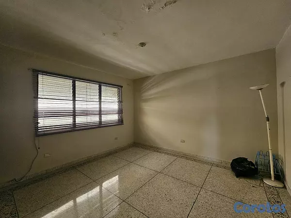 casas - Alquiler de Casa próximo a la churchil  9