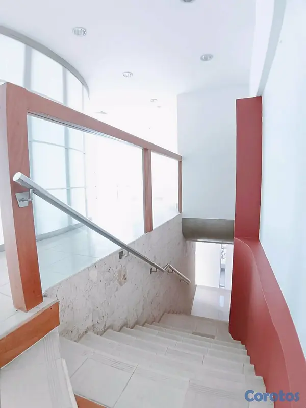 oficinas y locales comerciales - Vendo/Alquilo Local de 2 niveles📍NACO | 120m2 en p 3
