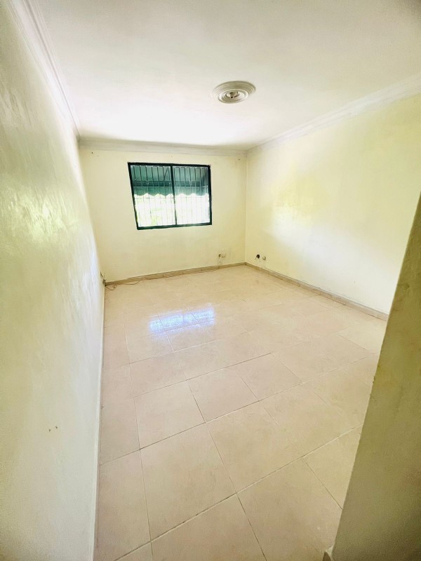 apartamentos - SE VENDE EN ALTOS DE ARROYO HONDO 2, FRENTE AL BOTÁNICO, CUARTO PISO 2